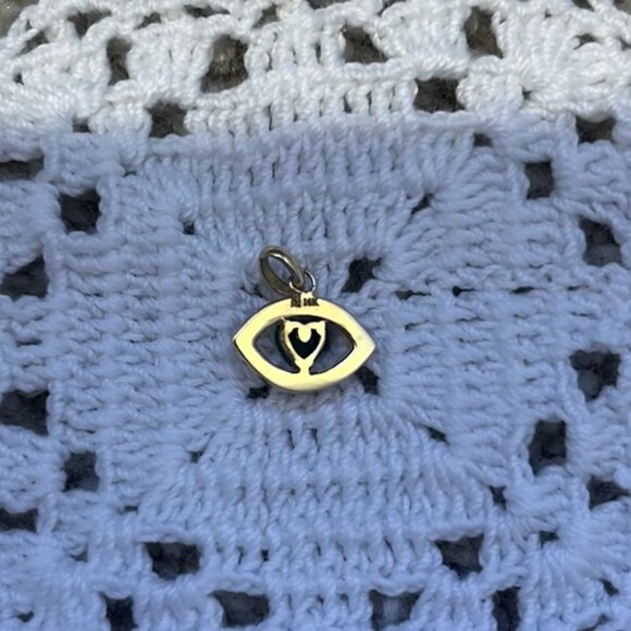 Gold, Sapphire, Emerald Pendant - Picture 3 of 4